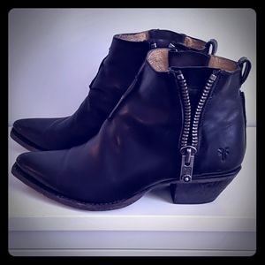 Frye Sasha Moto Boots, Black